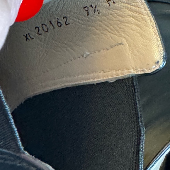 SOLD Stuart Weitzman Chelsea boot - Picture 7 of 9